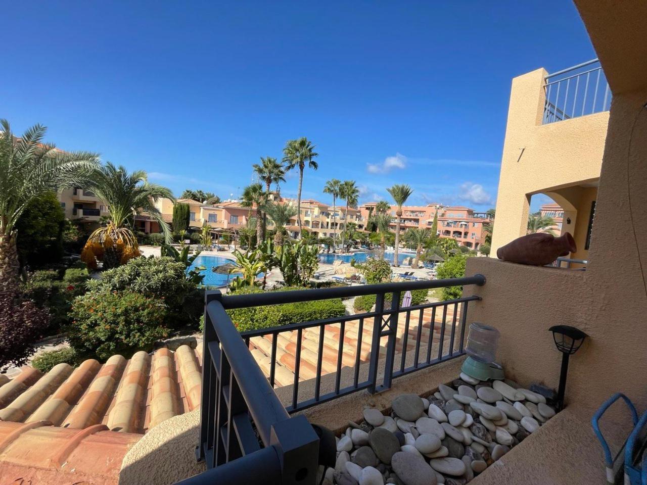 Апартаменты Paphos-Limnaria Garden Экстерьер фото