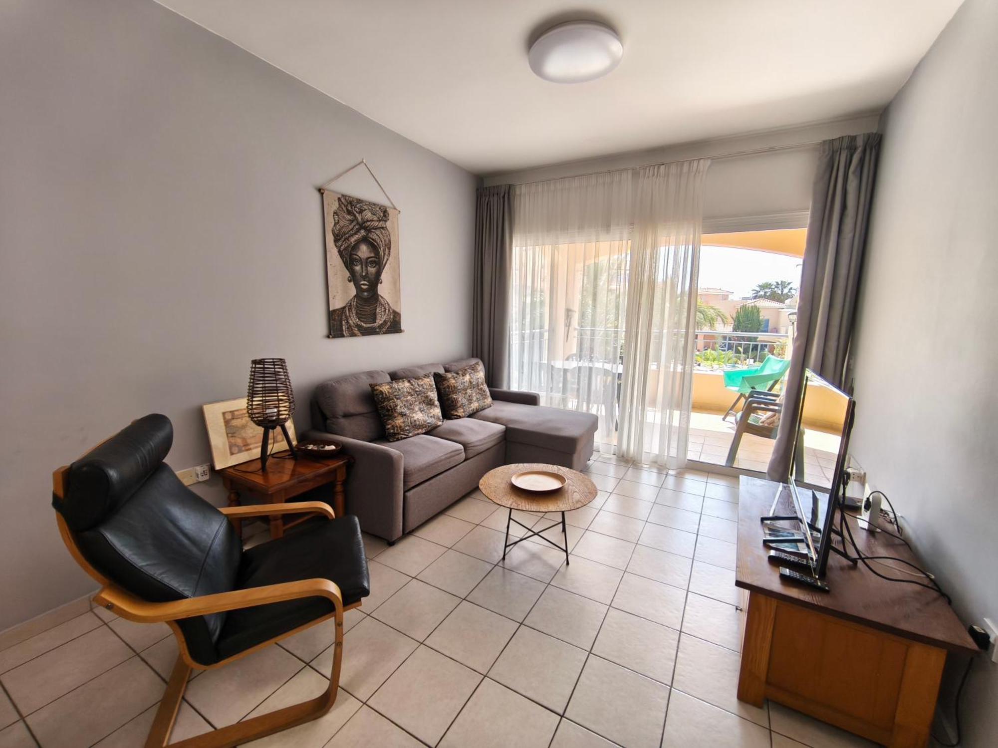 Апартаменты Paphos-Limnaria Garden Экстерьер фото
